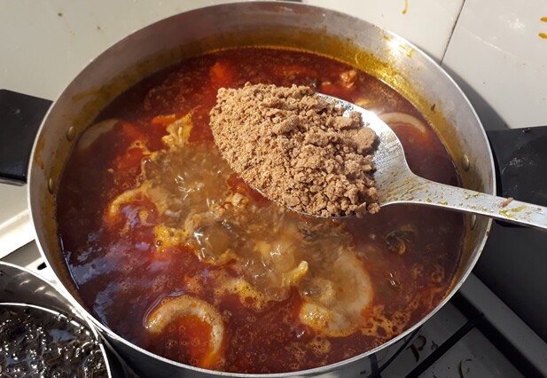 making ogbono soup